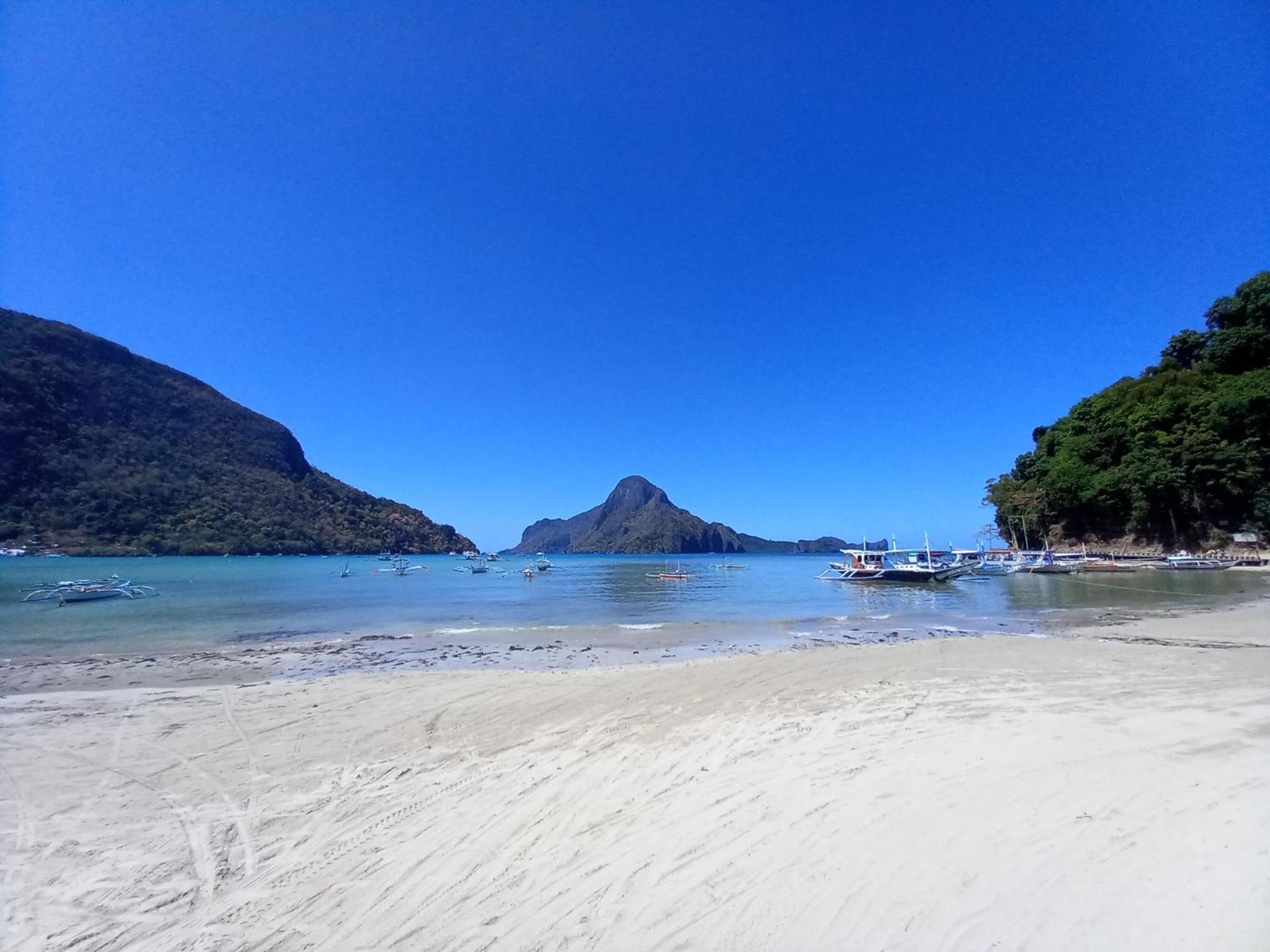 Sun Valley Backpackers Inn El Nido Exteriér fotografie