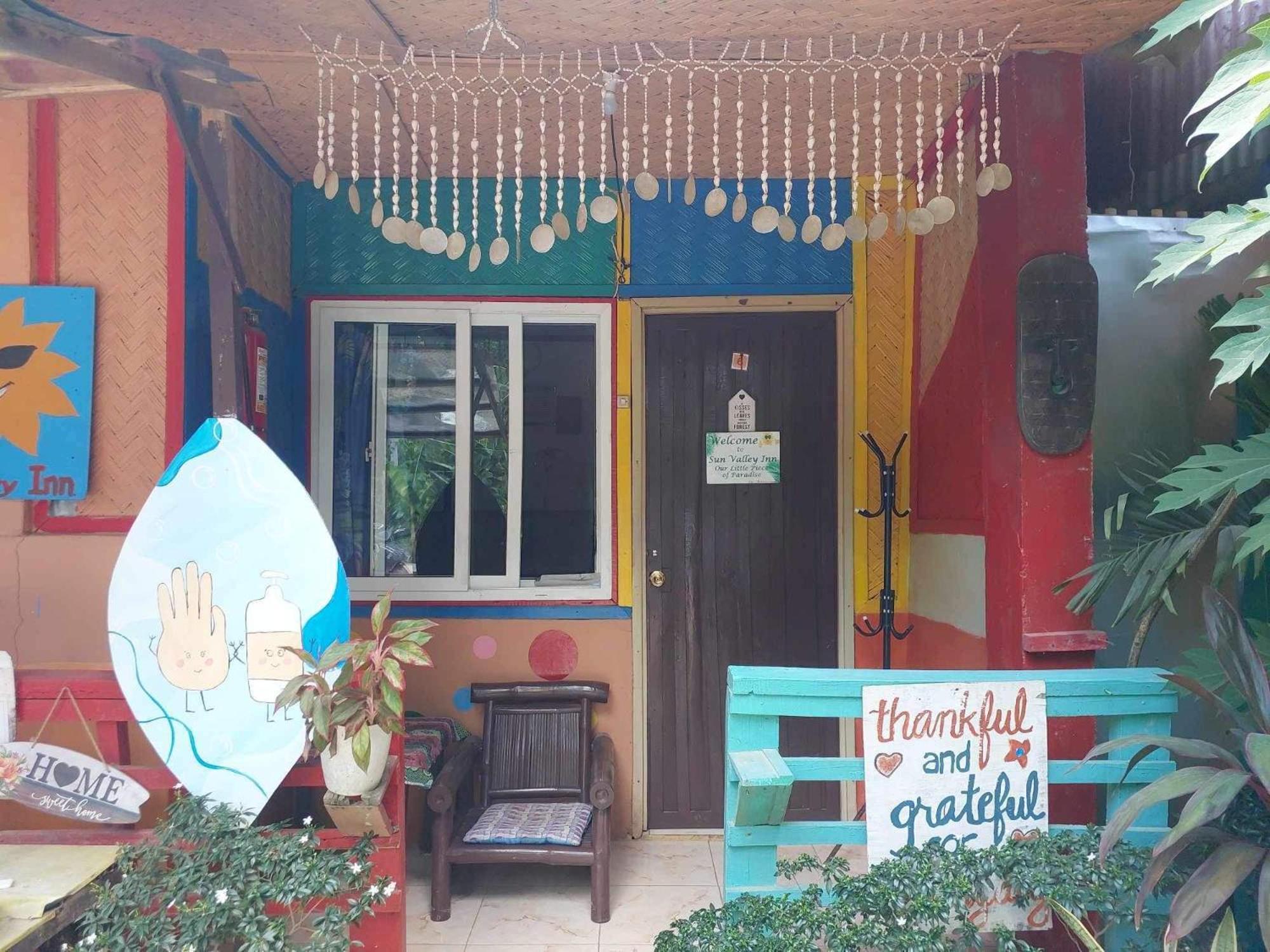 Sun Valley Backpackers Inn El Nido Exteriér fotografie