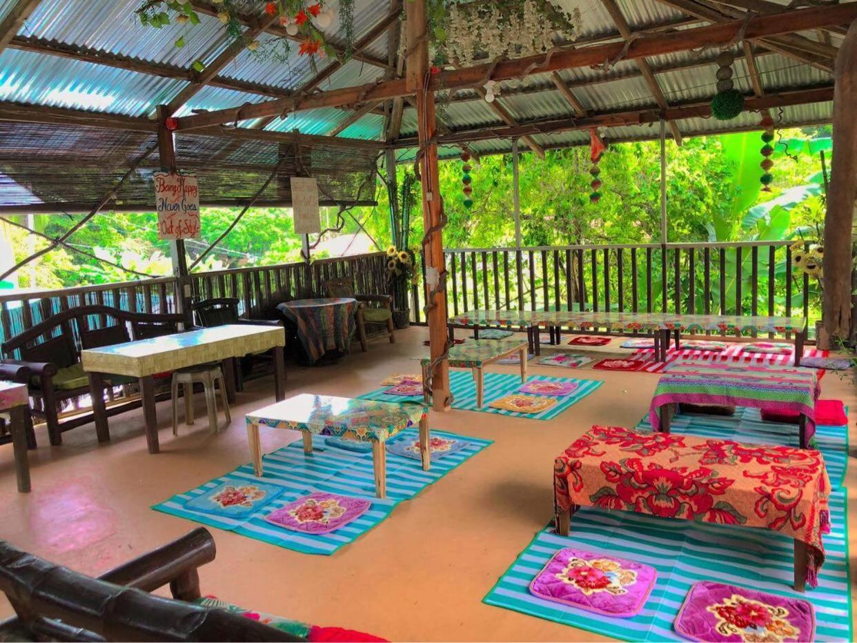 Sun Valley Backpackers Inn El Nido Exteriér fotografie